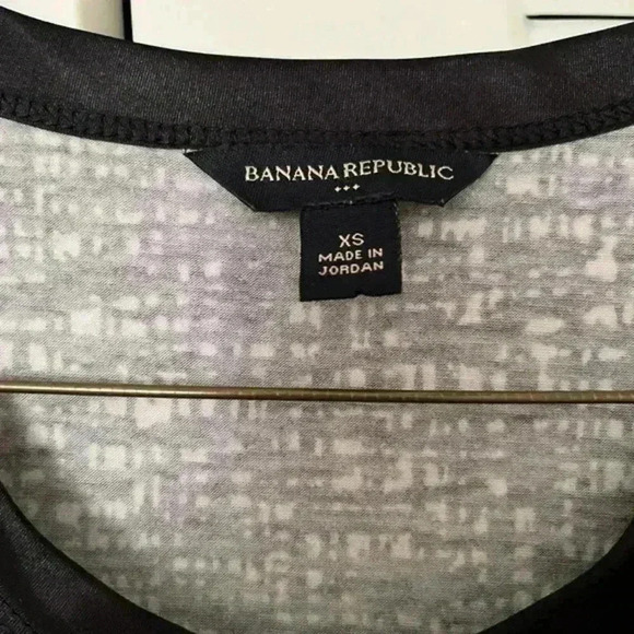 BANANA REPUBLIC Black & White Women Tee  | XSMALL‎ - Picture 3 of 5